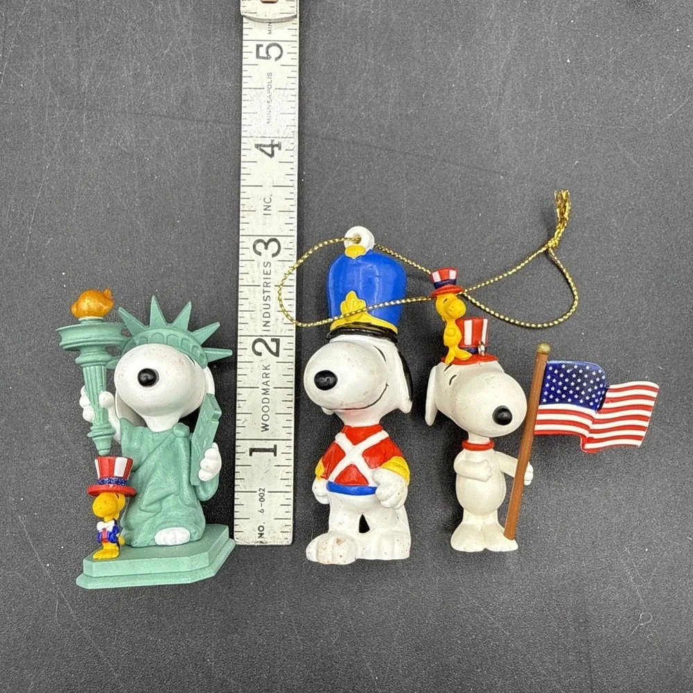 Hallmark snoopy patriotic